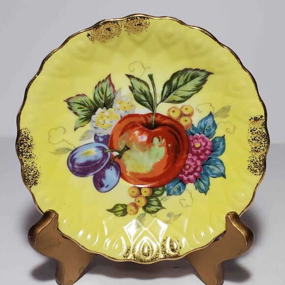 Fruit Teacup and Saucer Vintage Yellow Vintage - Picture 9 of 10